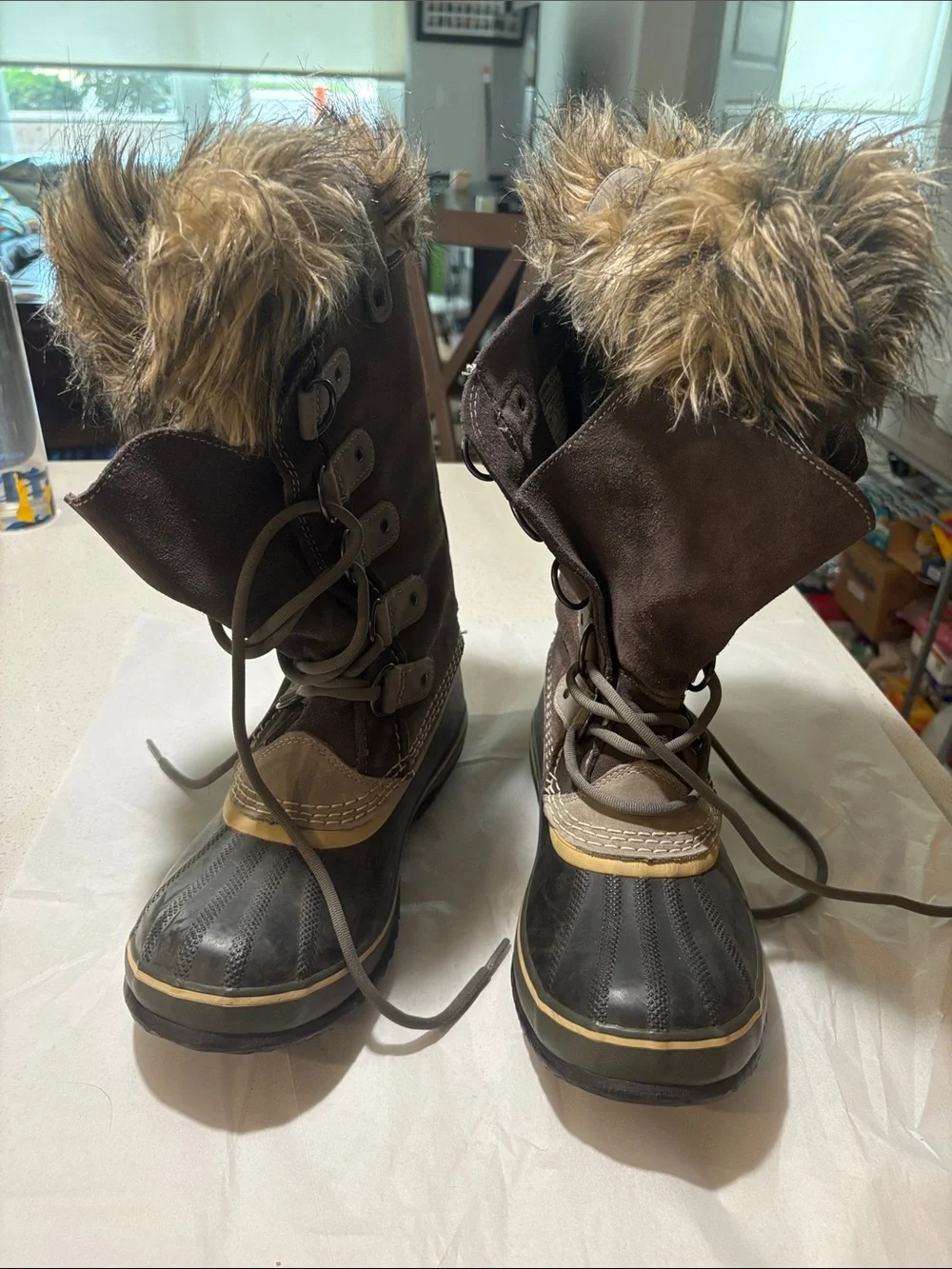 Sorel Women's Dark Brown Fur-Trim Waterproof Lace-Up Winter Boots